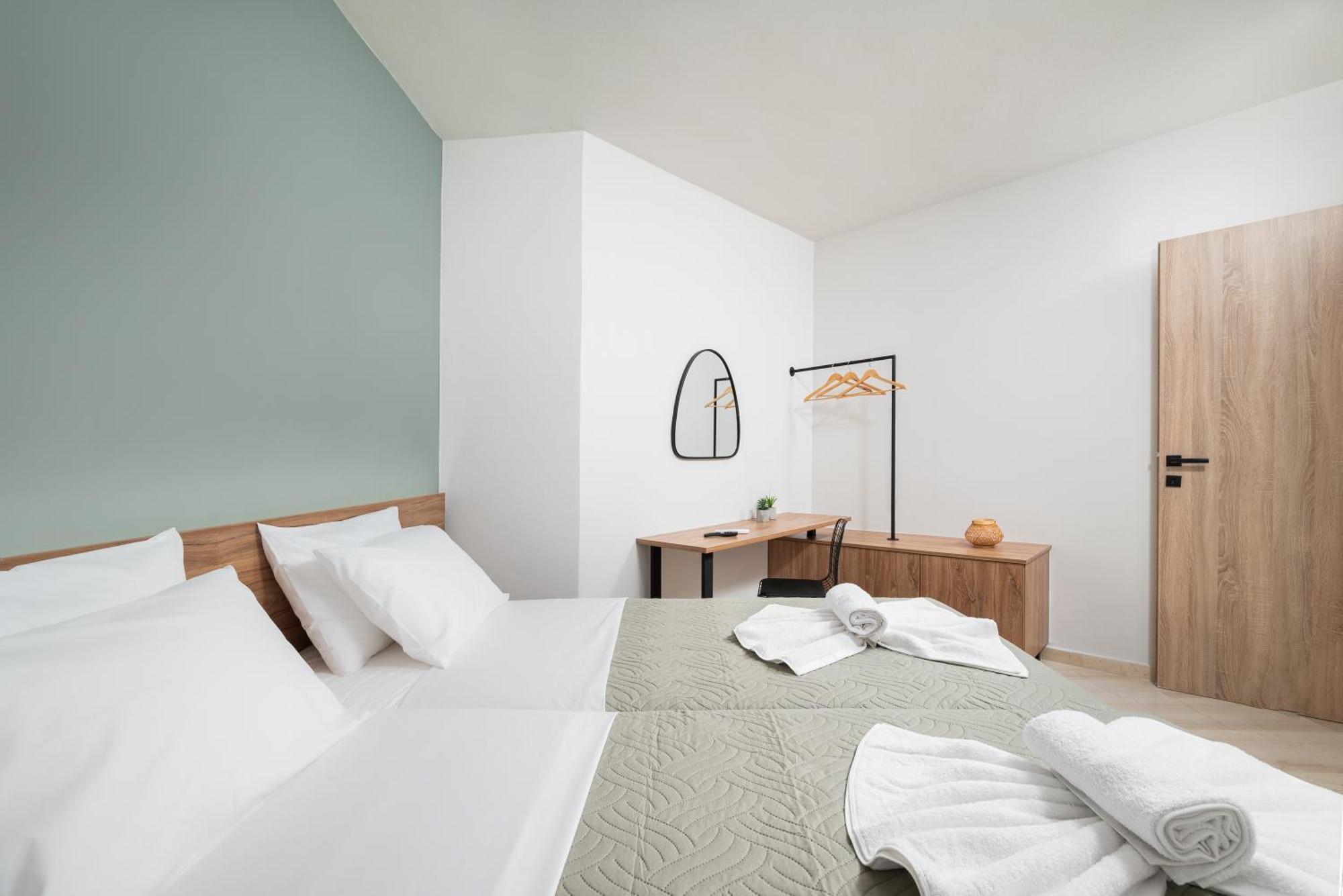 Makas Suites Khersónisos Eksteriør bilde