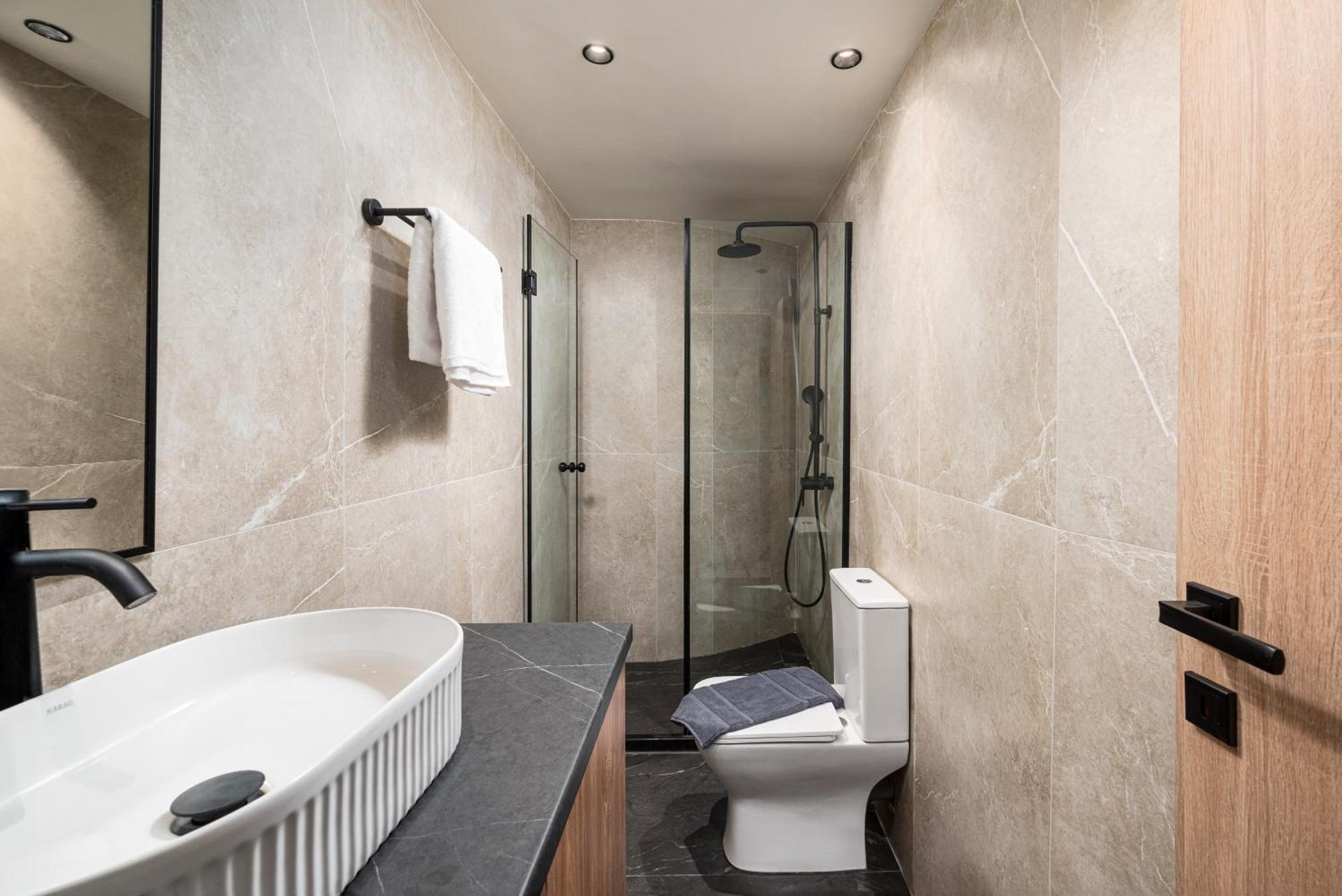 Makas Suites Khersónisos Eksteriør bilde